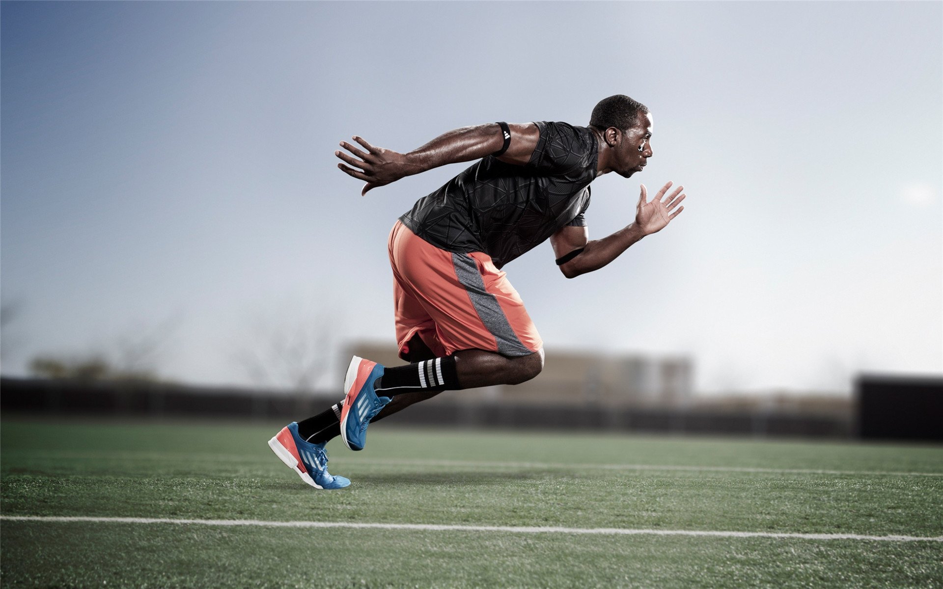 特斯·冯·迪克：南非羚羊队中场的技术大师，推动进攻节奏